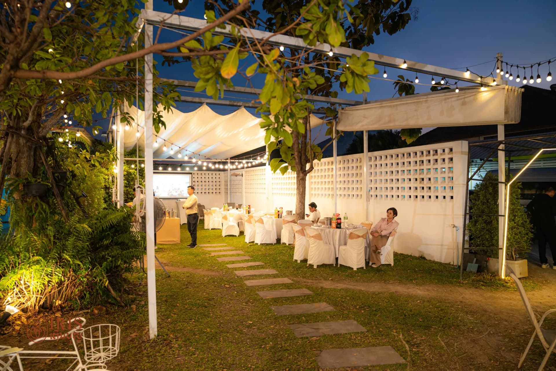 งานแต่งเย็น ร้านไอริส ภาพที่ 13